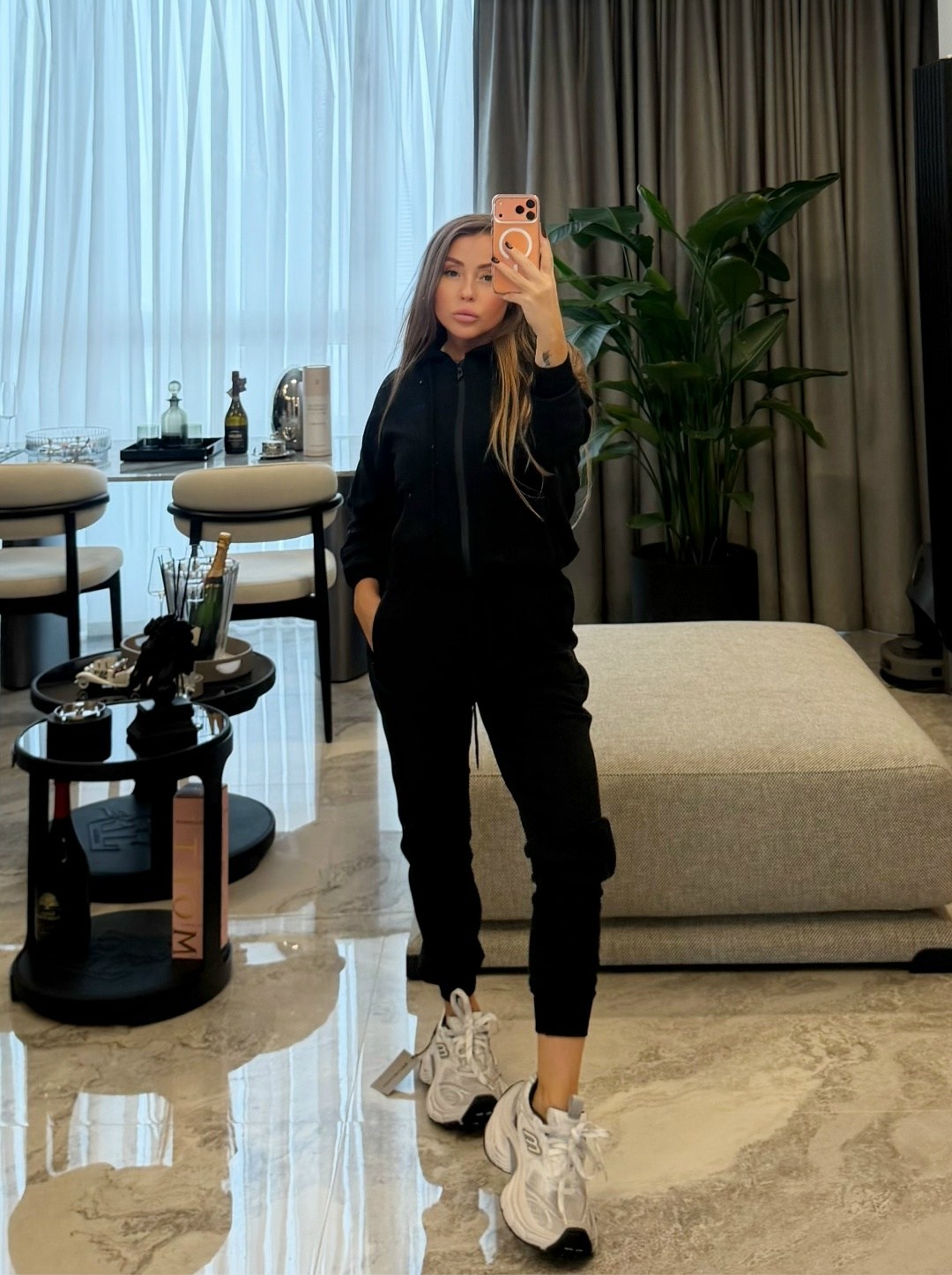 костюм спортивный стильный,костюм женский на флисе,костюм на флисе,костюм,спортивный костюм