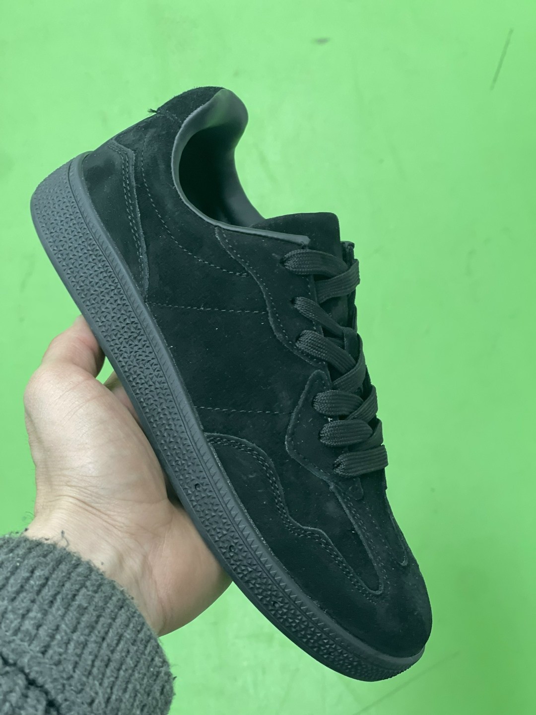 кроссовки замшевые,,кроссовки замшевые натуральные,кроссовки рибок женские замшевые,кеды кроссовки замшевые