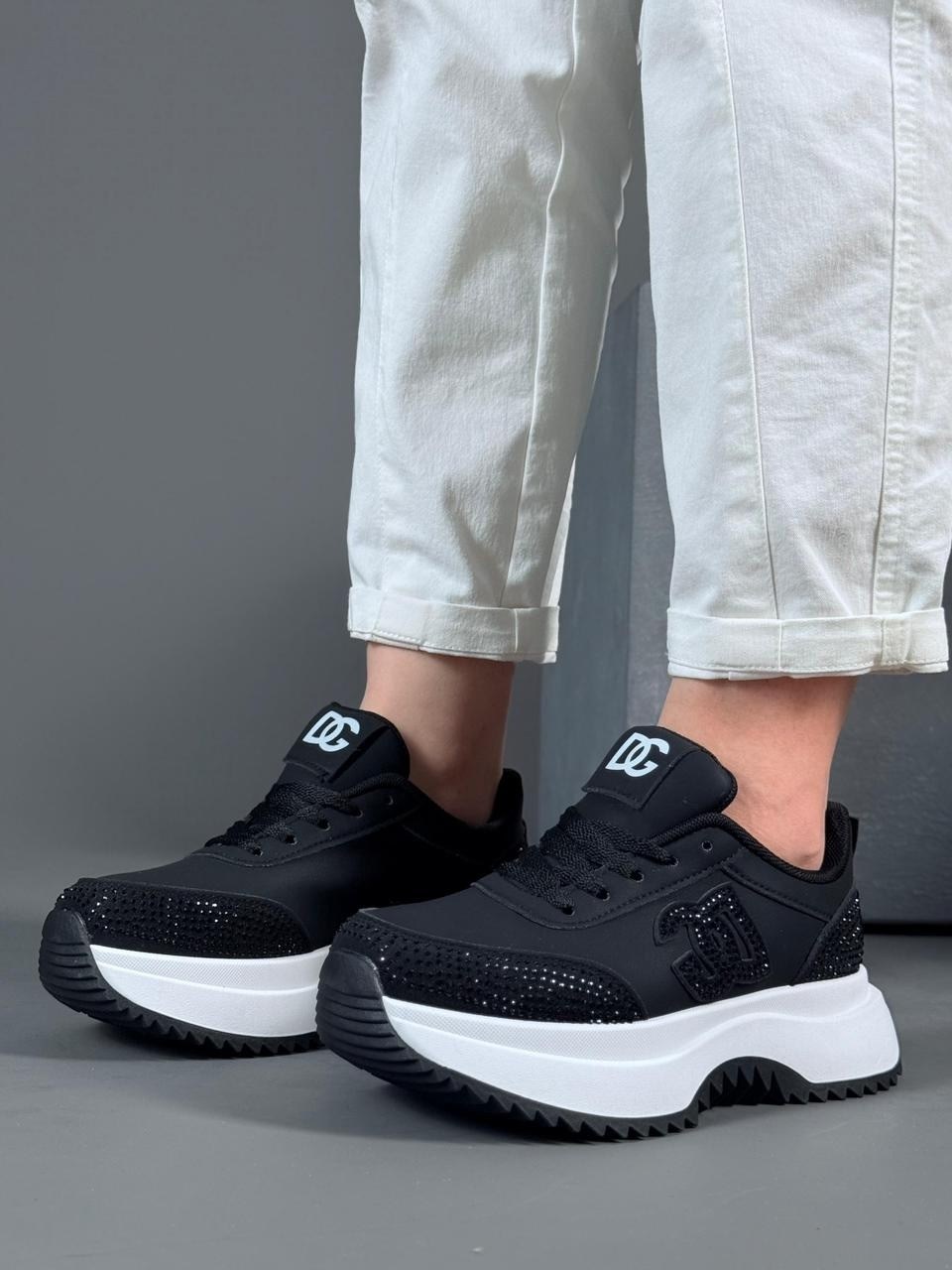 ,женские кроссовки,кроссовки модные,кроссовки кеды, женская кроссовки