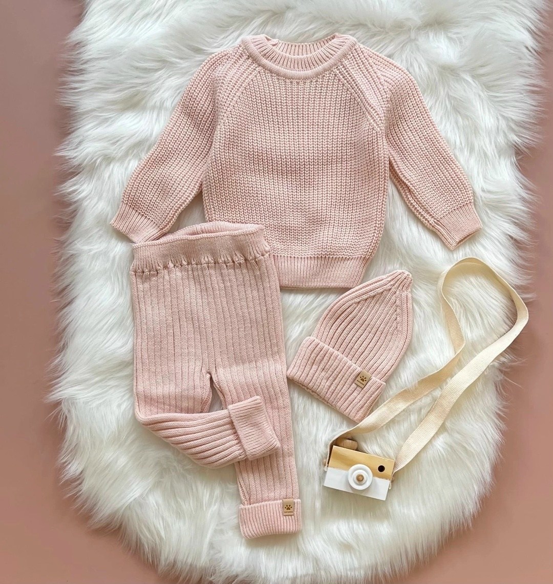 вязаный костюм для малыша,костюмчики для новорожденных,вязаный костюм на выписку для новорожденных бибик,одежда для новорожденного,вязаный костюм на выписку для новорожденных