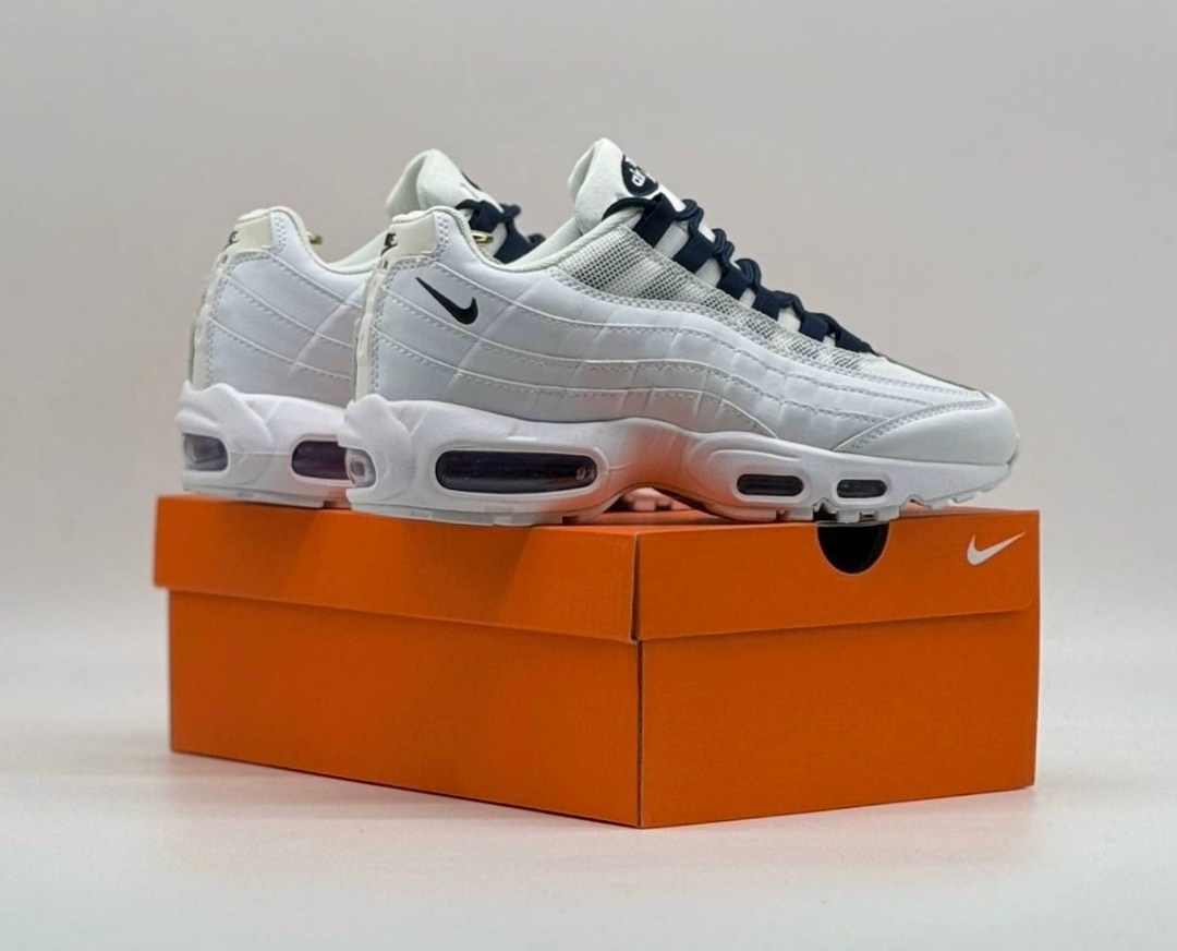 nike air max 95,кроссовки nike air max 95,nike air max 95 white,nike air max 95 triple white,кроссовки nike air max 95 белого