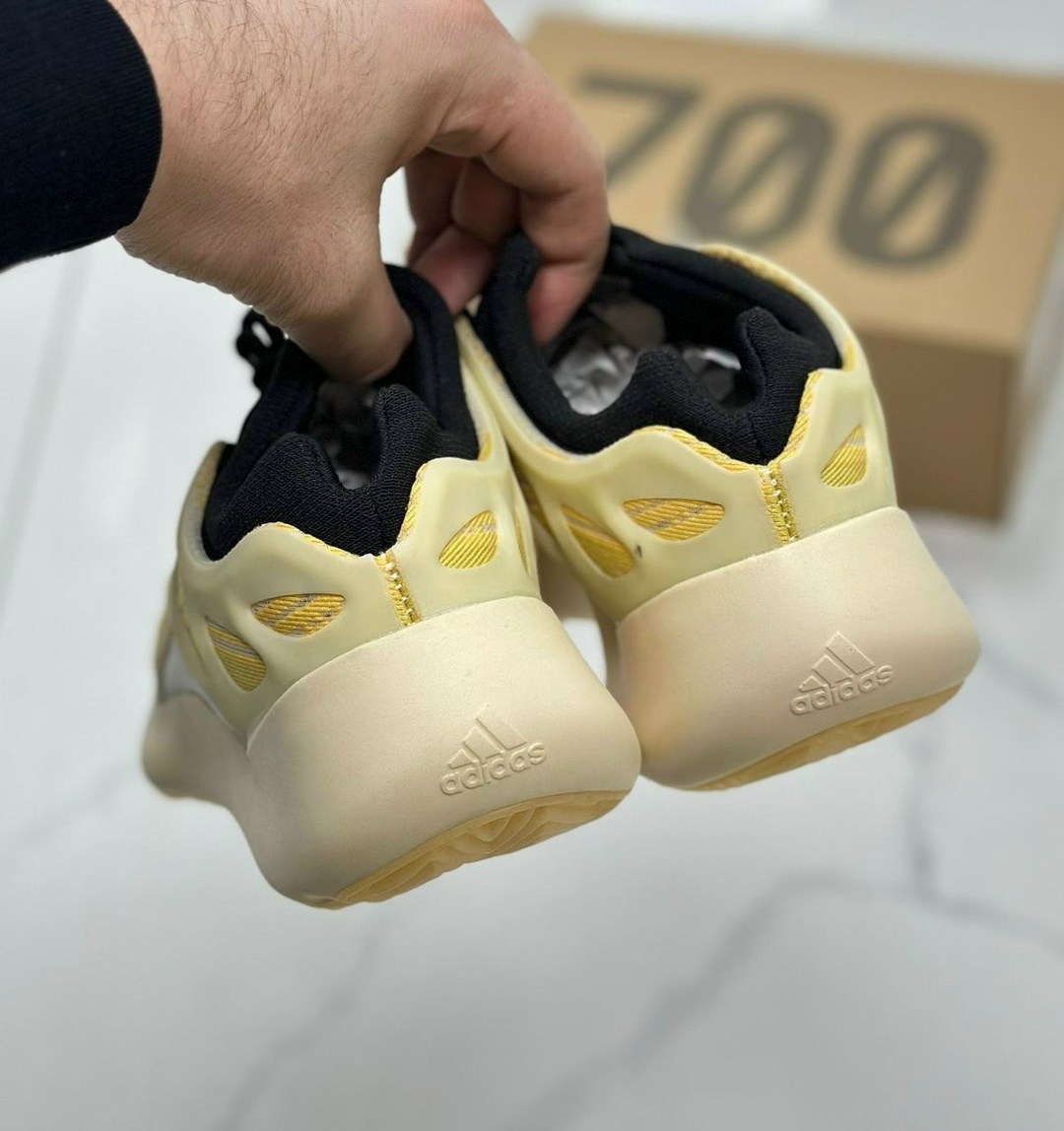 adidas yeezy boost 700,adidas yeezy boost 700 v 3,кроссовки adidas yeezy boost 700,кроссовки adidas yeezy boost 700 v3,adidas yeezy 700 v 3