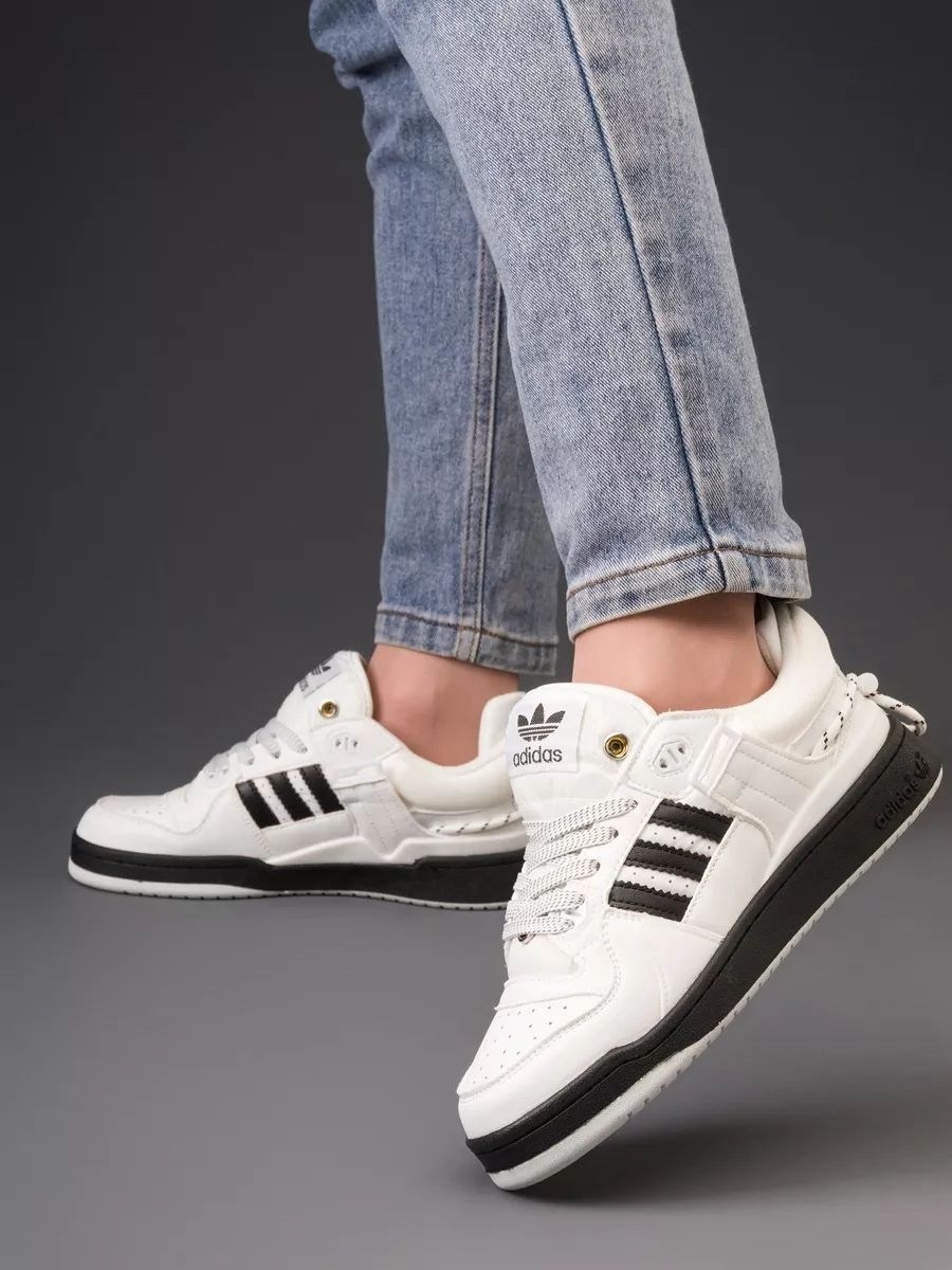 кроссовки bad bunny x adidas forum buckle low,кроссовки adidas forum low x bad bunny black,кроссовки adidas,adidas forum low x bad bunny black,кроссовки