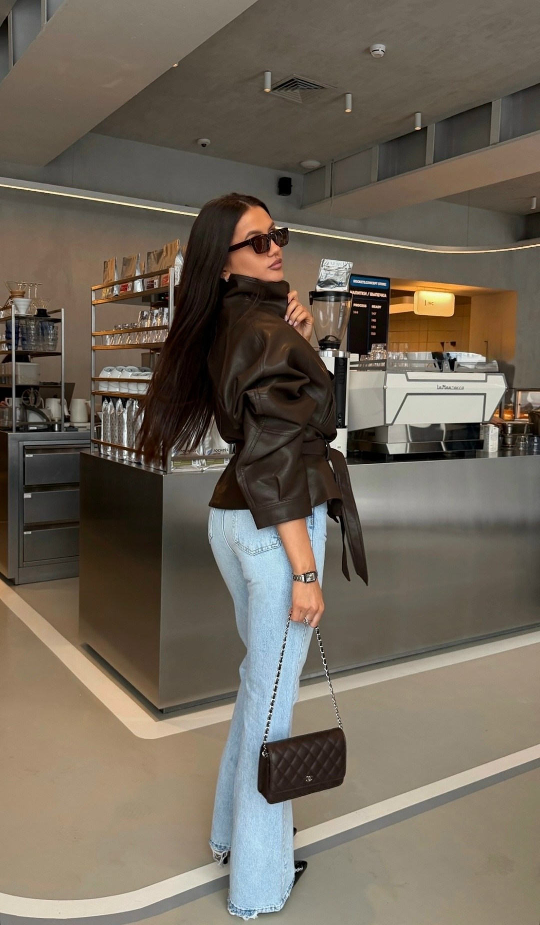 кожаная куртка,кожаная куртка женская,мода стиль,куртка косуха,кожаный бомбер женский