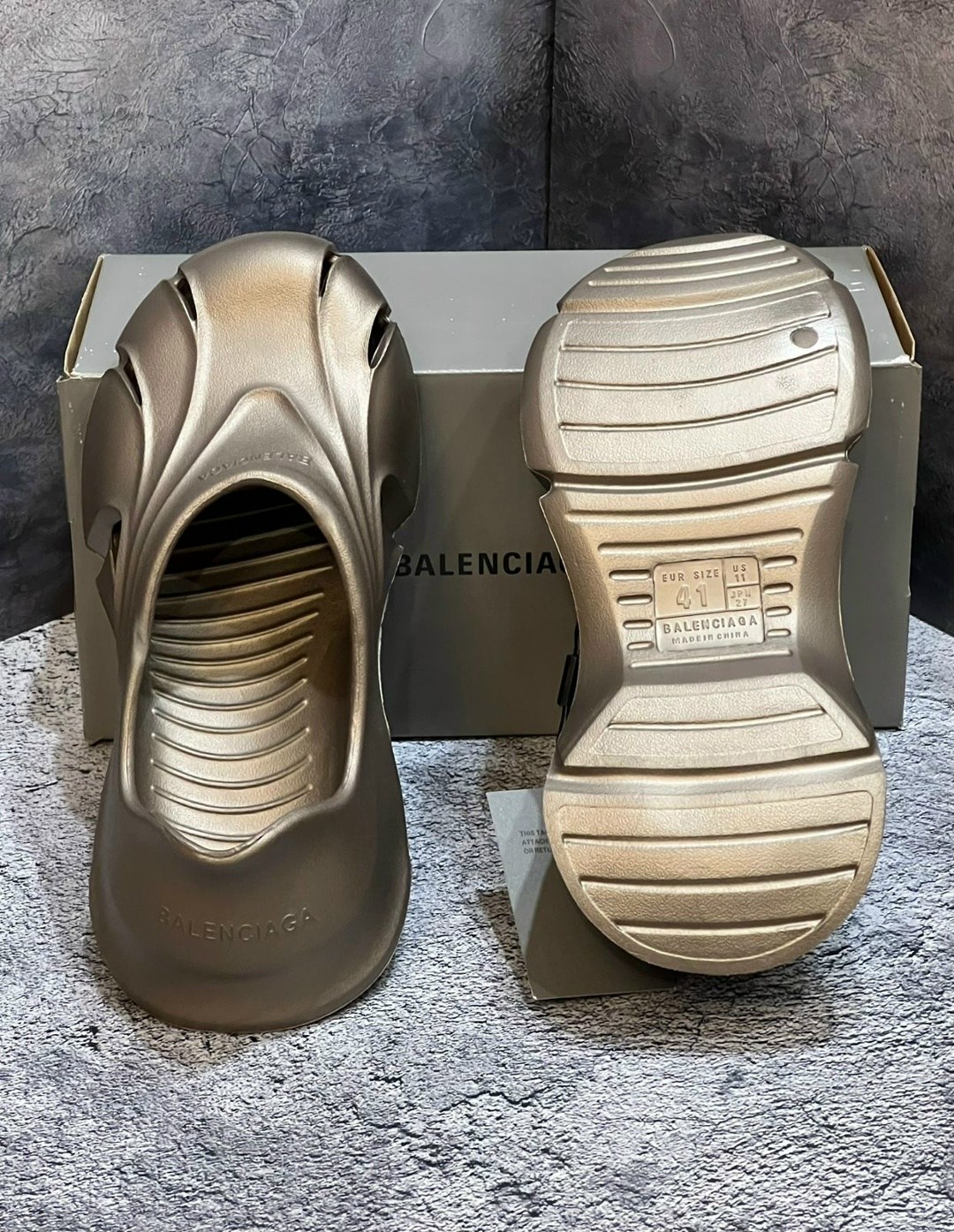 шлепанцы balenciaga,сандалии balenciaga,тапочки balenciaga,сабо balenciaga,шлепанцы баленсиага