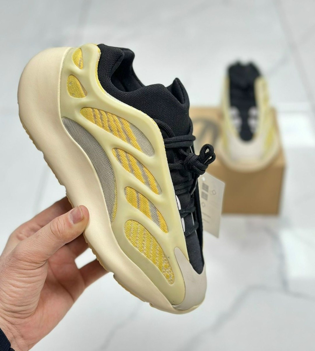 кроссовки adidas yeezy boost 700 v3,adidas yeezy boost 700 v 3,adidas yeezy boost 700,кроссовки adidas yeezy boost 700,adidas yeezy 700 v 3