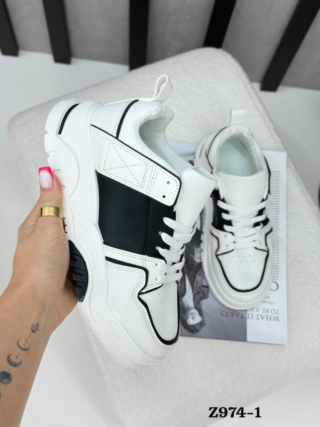 кроссовки женскиe,кроссовки женские черные,,кроссовки для женщин,черные кроссовки