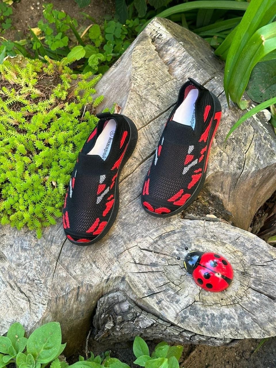 ,кроссовки мальчику,слипоны женские,детские кроссовки,спортивный