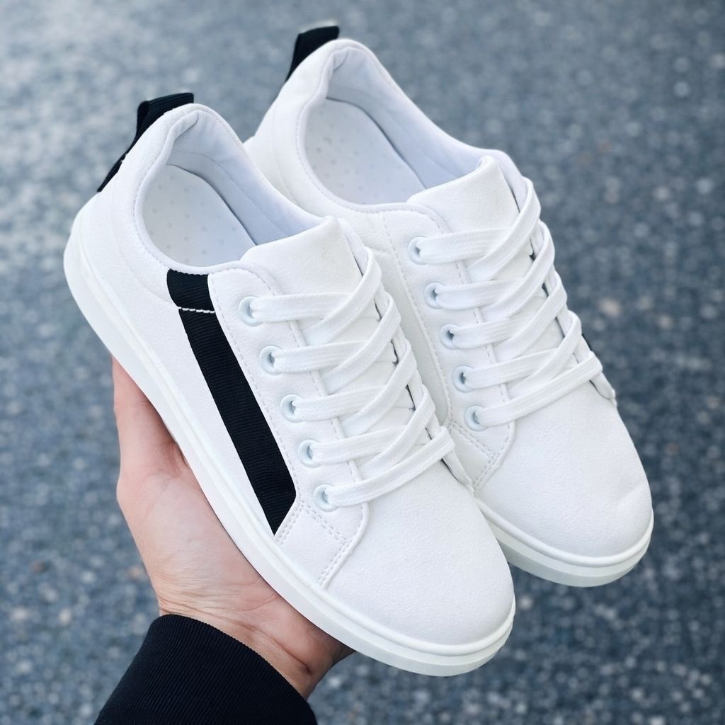 ,кроссовки женскиe,спортивная ,белые кроссовки,модные кроссовки