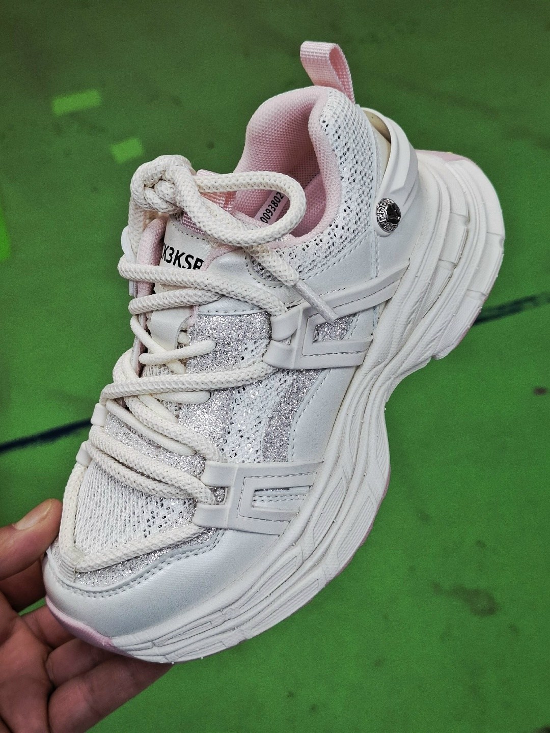 женские кроссовки,кроссовки,кроссовки закрытые,кроссовки кроссовки женские,кроссовки для девочек