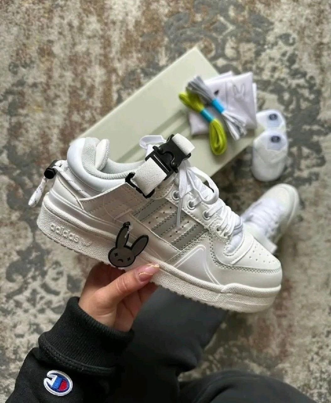 кроссовки adidas,кроссовки адидас,кроссовки,adidas x bad bunny forum buckle low last forum,кроссовки adidas original