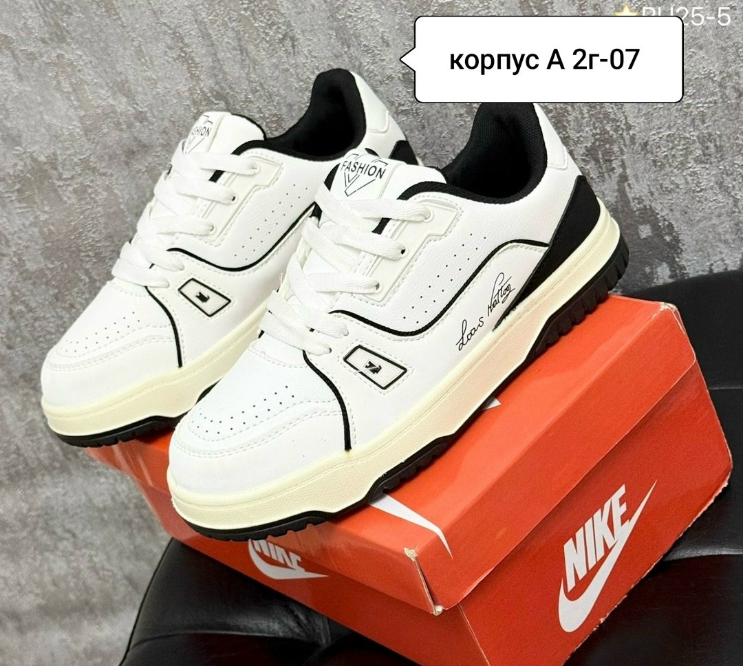 ,спортивная ,женские кроссовки,кроссовки молодежные,мужские повседневные кроссовки