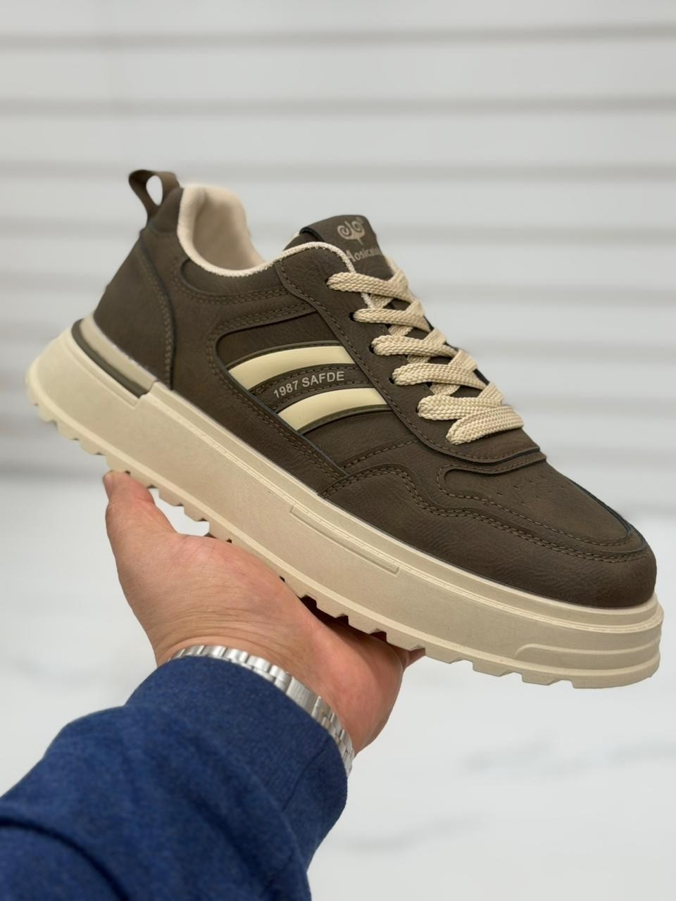 ,кроссовка мужской,мужские кроссовки,повседневные кроссовки,мужская спортивная