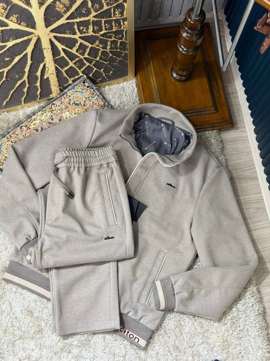 костюм спортивный brunello cucinelli,мужской спортивный костюм brunello cucinelli,прогулочный костюм brunello cucinelli,brunello cucinelli костюм,костюм спортивный