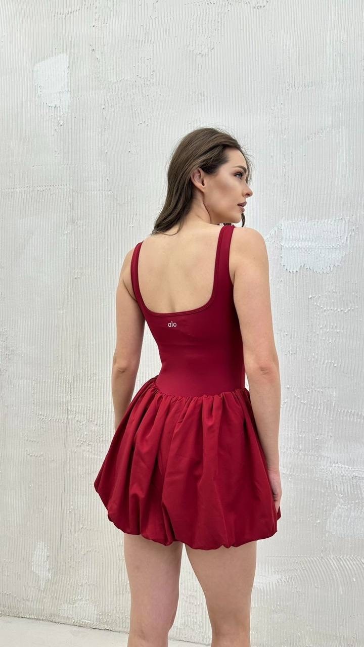 мини платье,бордовое платье,короткие платье,спортивное платье,платье