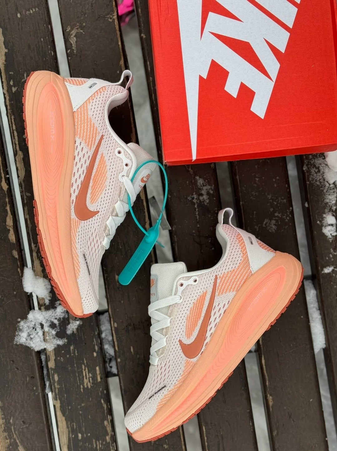 кроссовки nike,кроссовки,кроссовки женские nike,спортивная ,повседневные кроссовки