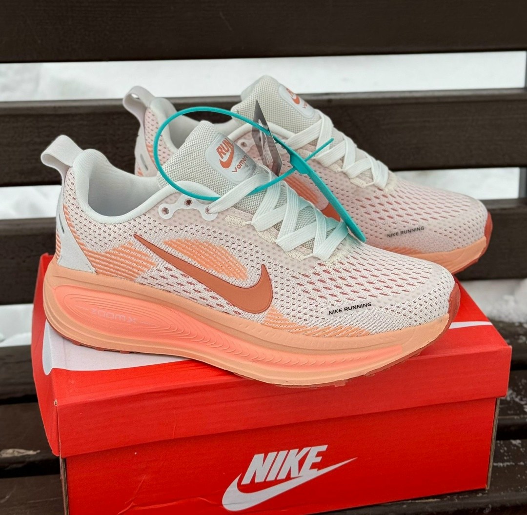 кроссовки nike,кроссовки,кроссовки женские nike,спортивная ,повседневные кроссовки