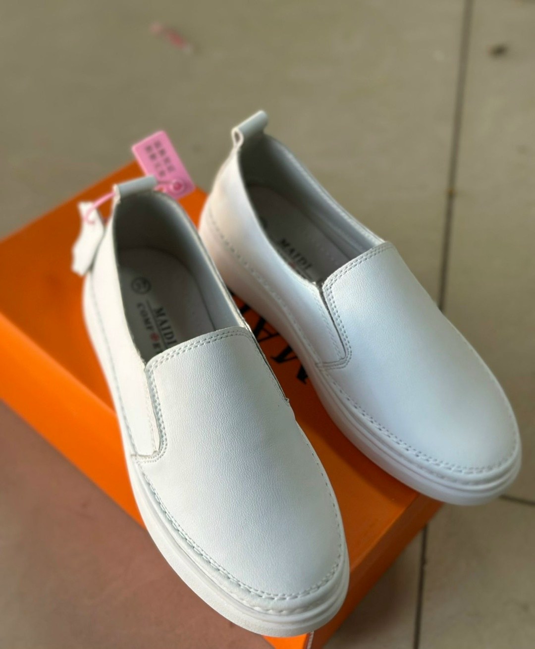 ,кроссовки женскиe,женские кроссовки из натуральной кожи,белые кроссовки,женские кроссовки натуральная кожа