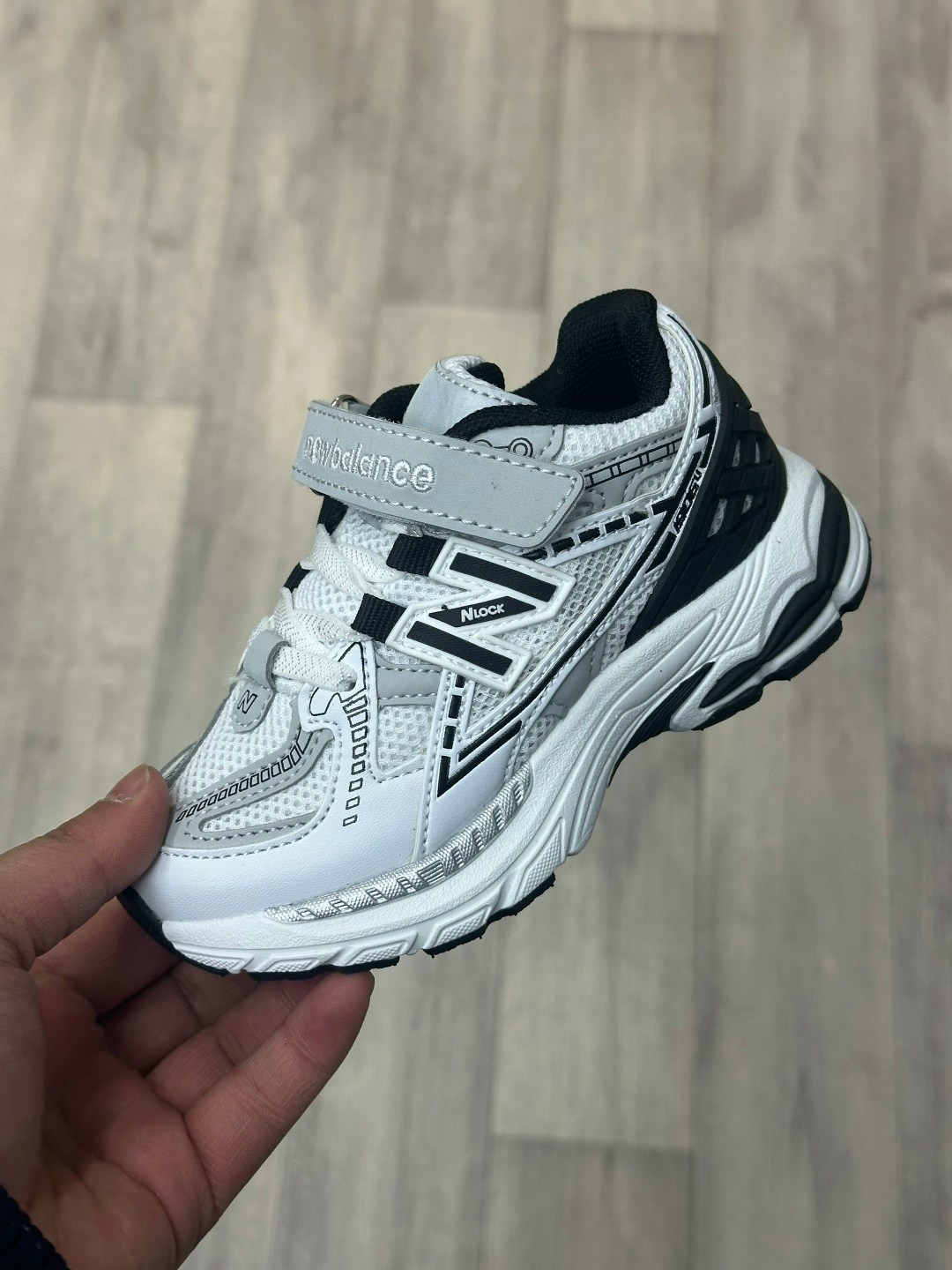 кроссовки new balance,кроссовки new balance 1906,кроссовки мальчику,кроссовки закрытые,детские кроссовки