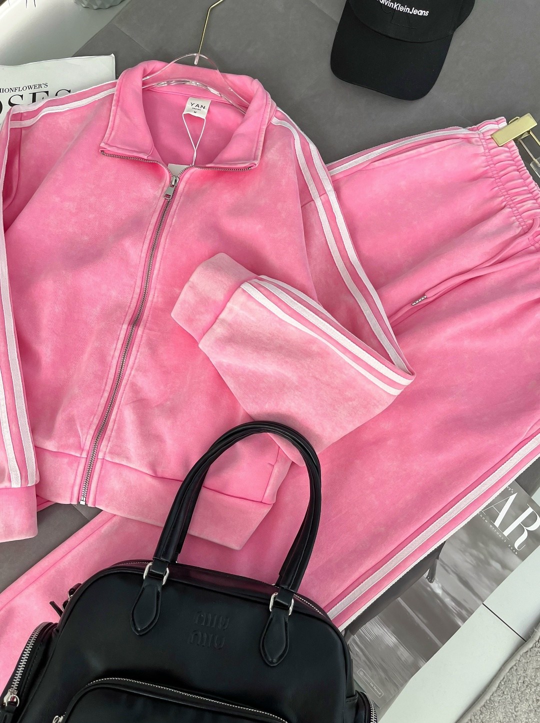 спортивный костюм велюровый,велюровый костюм,костюм спортивный top moda sel велюр,женский велюровый костюм,розовый костюм из велюра