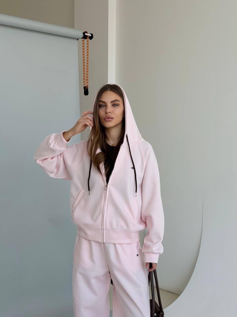 спортивные брюки,розовые брюки,костюм спортивный розовый,женские спортивные брюки,розовый костюм