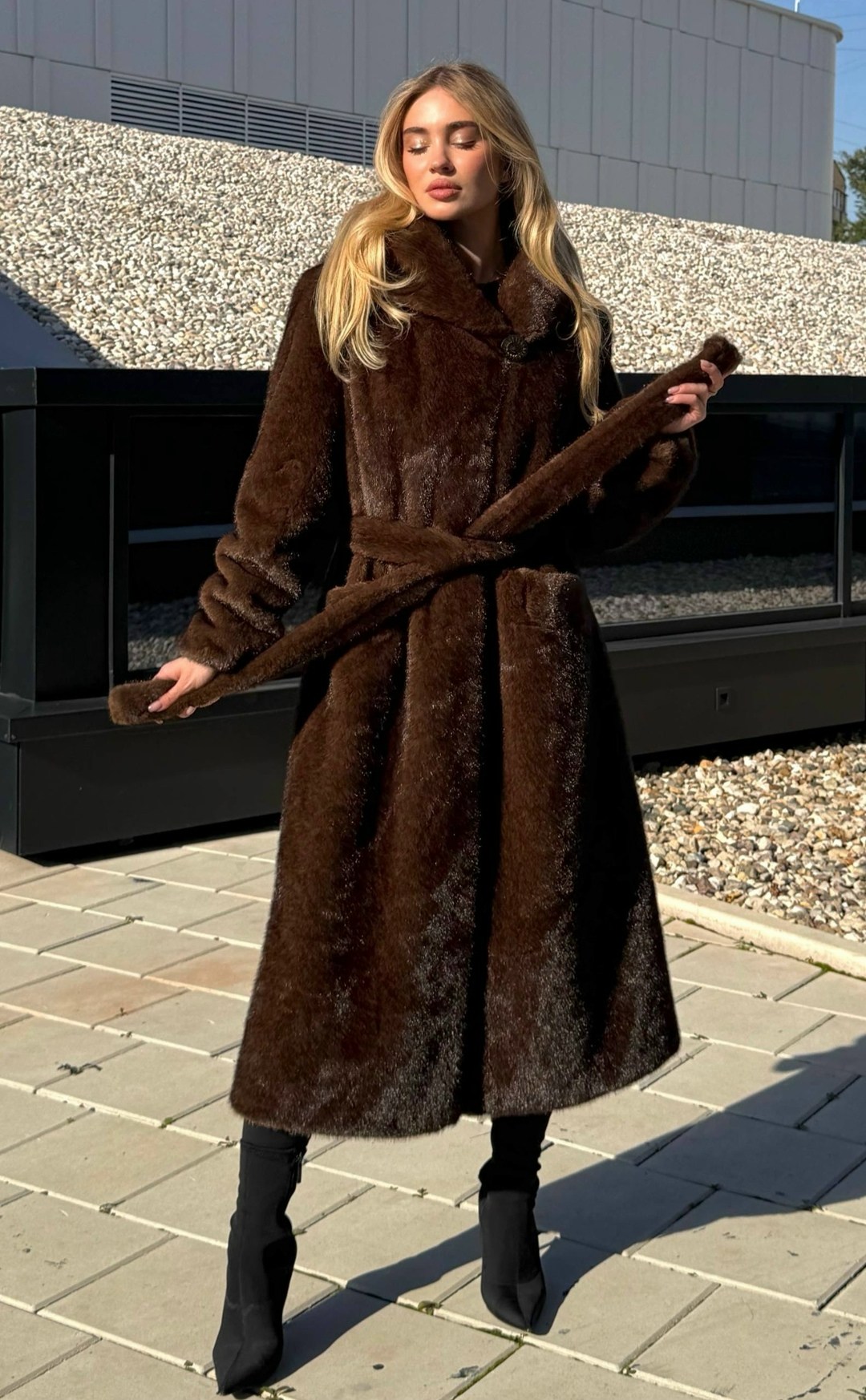 шуба искусственная,женская шуба,шуба,длинная шуба,шуба норковая
