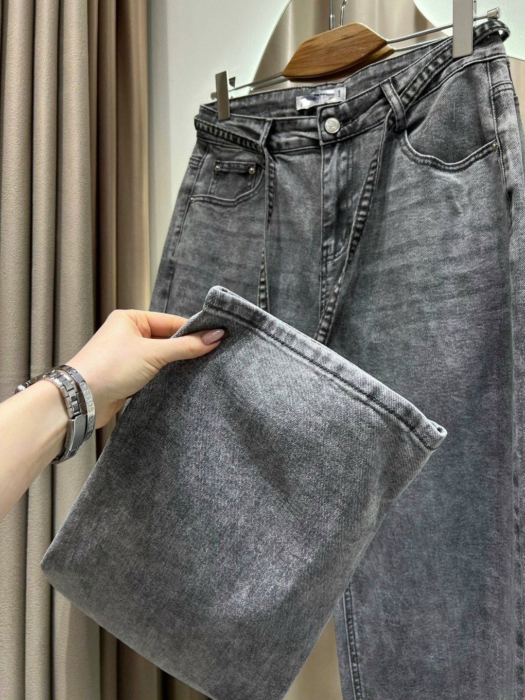 женские джинсы,джинсы,джинсы брюки,джинсы стильные,джинсы широкие