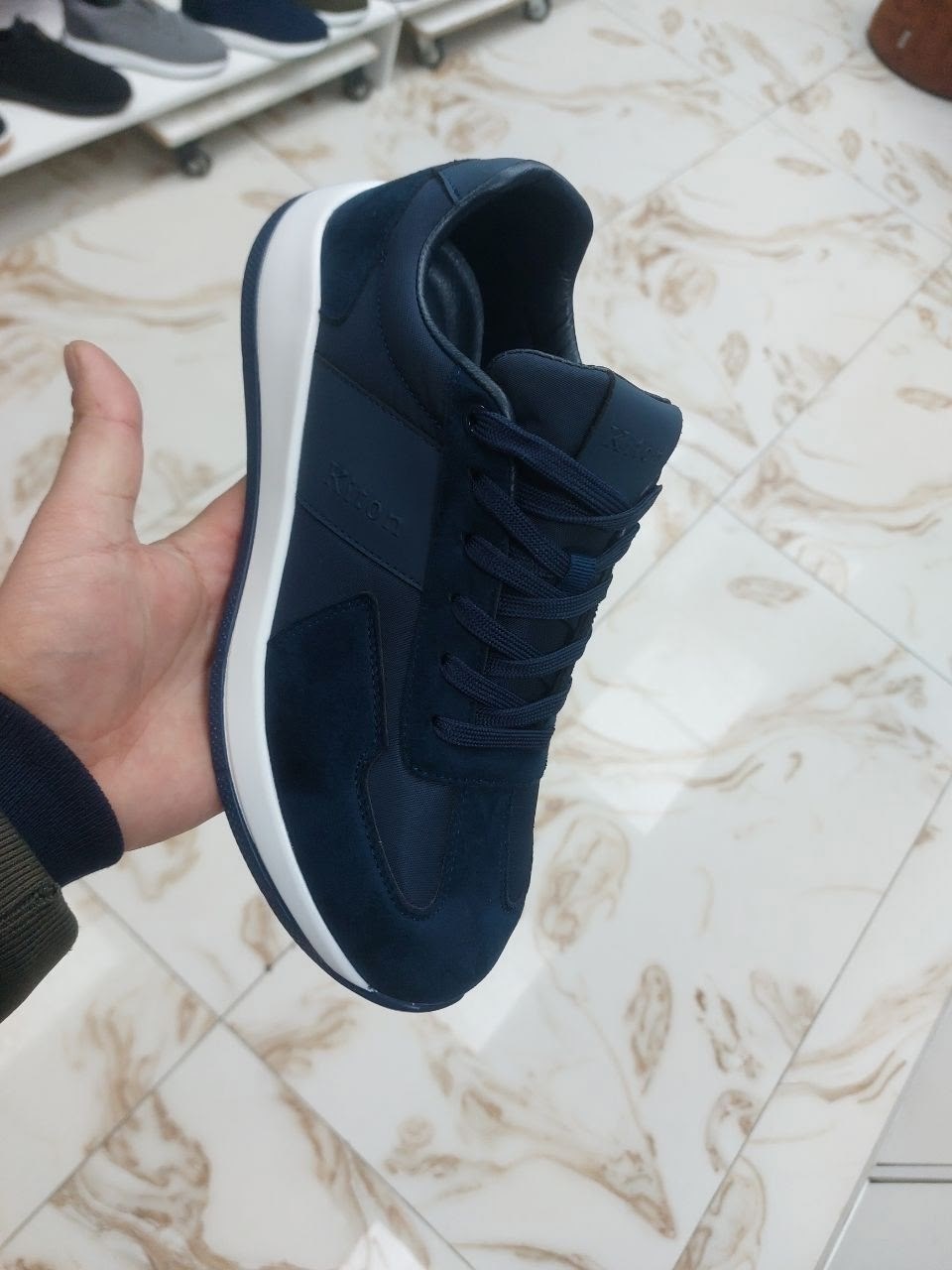 ,мужские кроссовки,черные кроссовки,кроссовка мужской,кроссовки мyжские чeрные