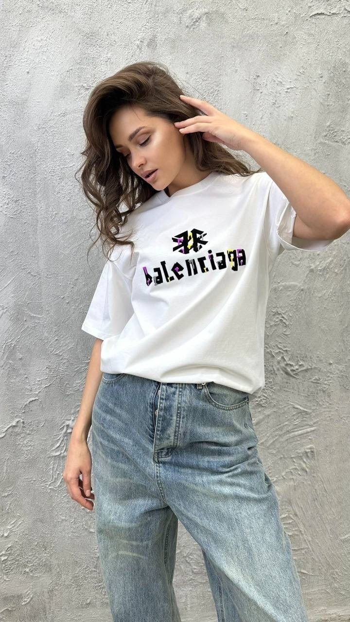белая футболка баленсиага,женская футболка balenciaga,balenciaga белая оверсайз футболка,белая футболка balenciaga,футболка balenciaga paris мужская белая