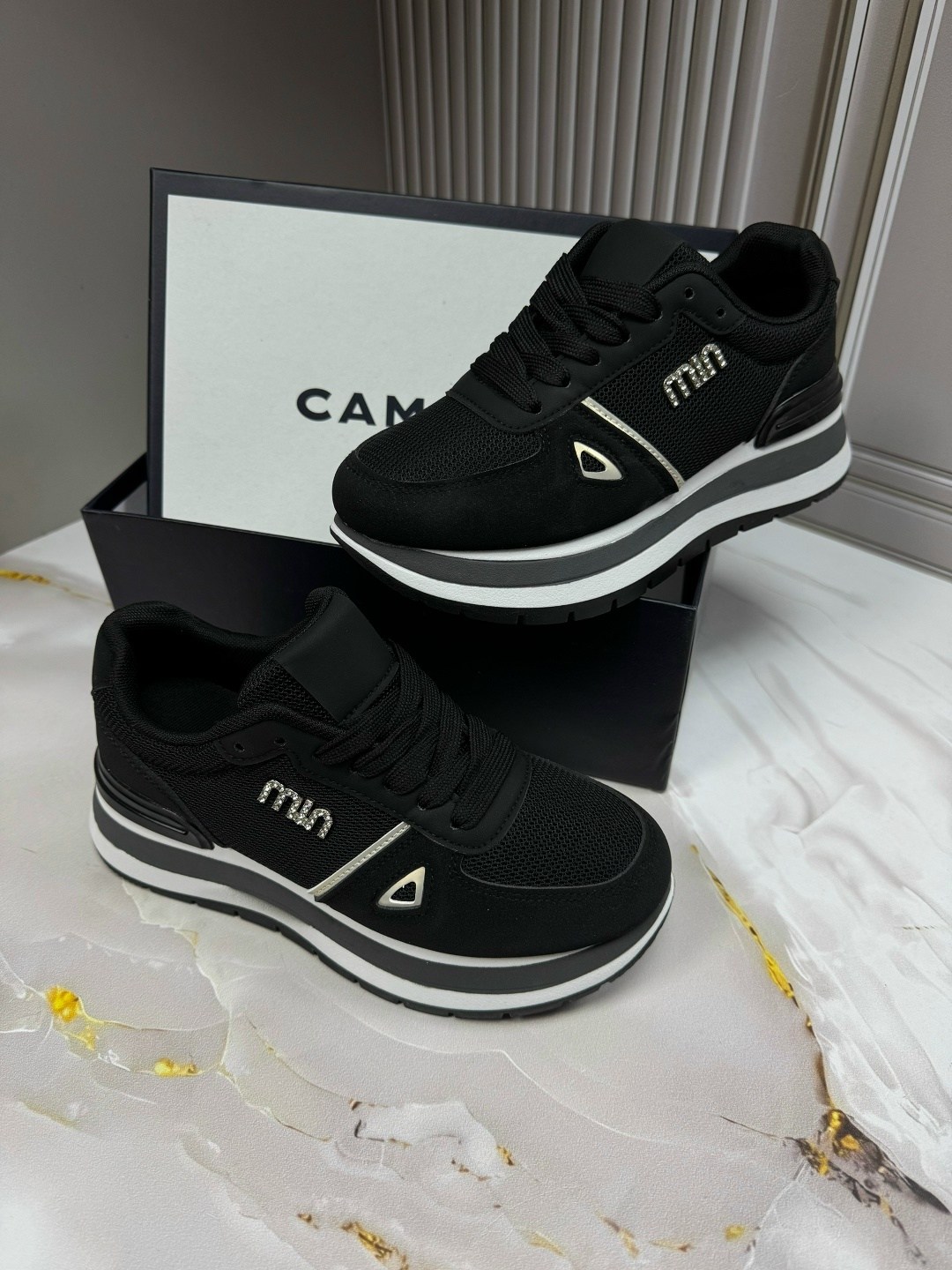 кроссовки женские liu jo,кроссовки liu jo,женские кроссовки,,кроссовка