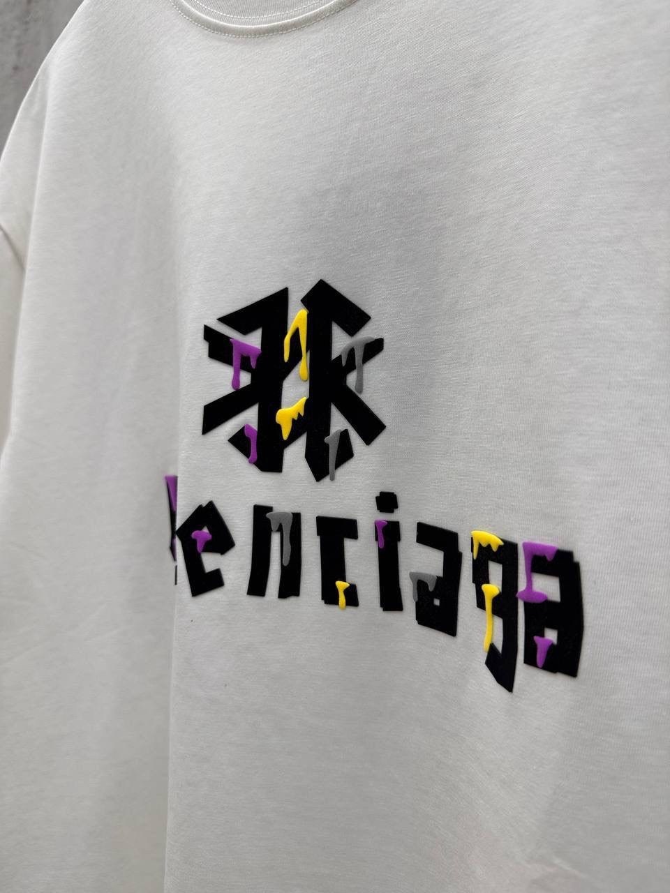 футболка balenciaga,белая футболка balenciaga,белая футболка баленсиага,футболки оверсайз,balenciaga white oversized shirt