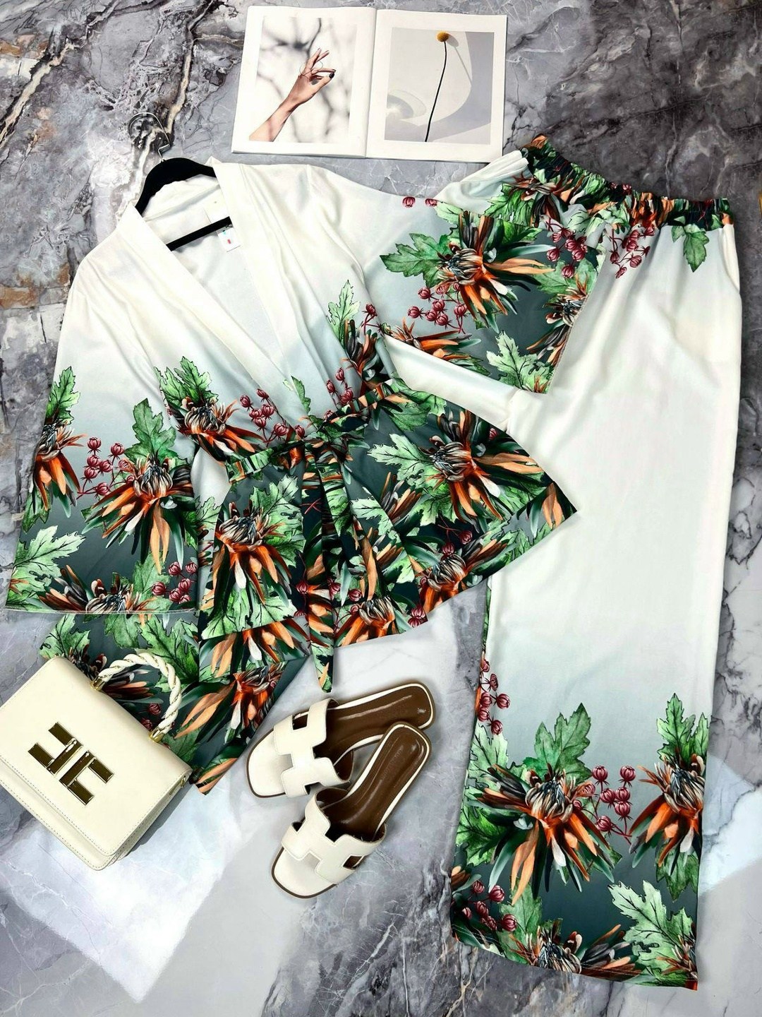 летние костюмы,костюм с принтом,модная одежда,женские костюмы,костюм vesnaletto