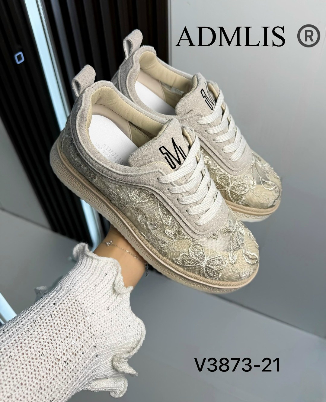 ,женские кроссовки,стильные женские кроссовки,кроссовки женские chanel,кроссовки повседневные