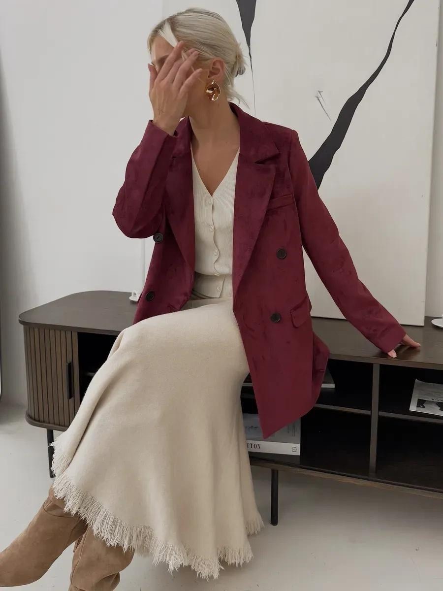 пиджак замшевый на пуговицах цвет бордовый,пиджак замшевый на пуговицах,пальто пиджак замшевое цвет бургунди,пиджак замшевый жакет прямой cosmomico цвет бордовый,пиджак замшевый жакет осенний cosmomic
