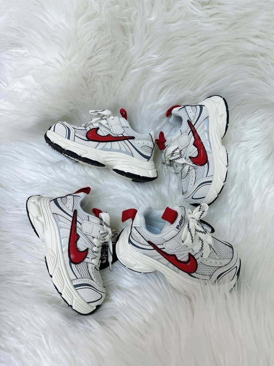 кроссовки,детские кроссовки,повседневные кроссовки,спортивная ,кроссовки модные