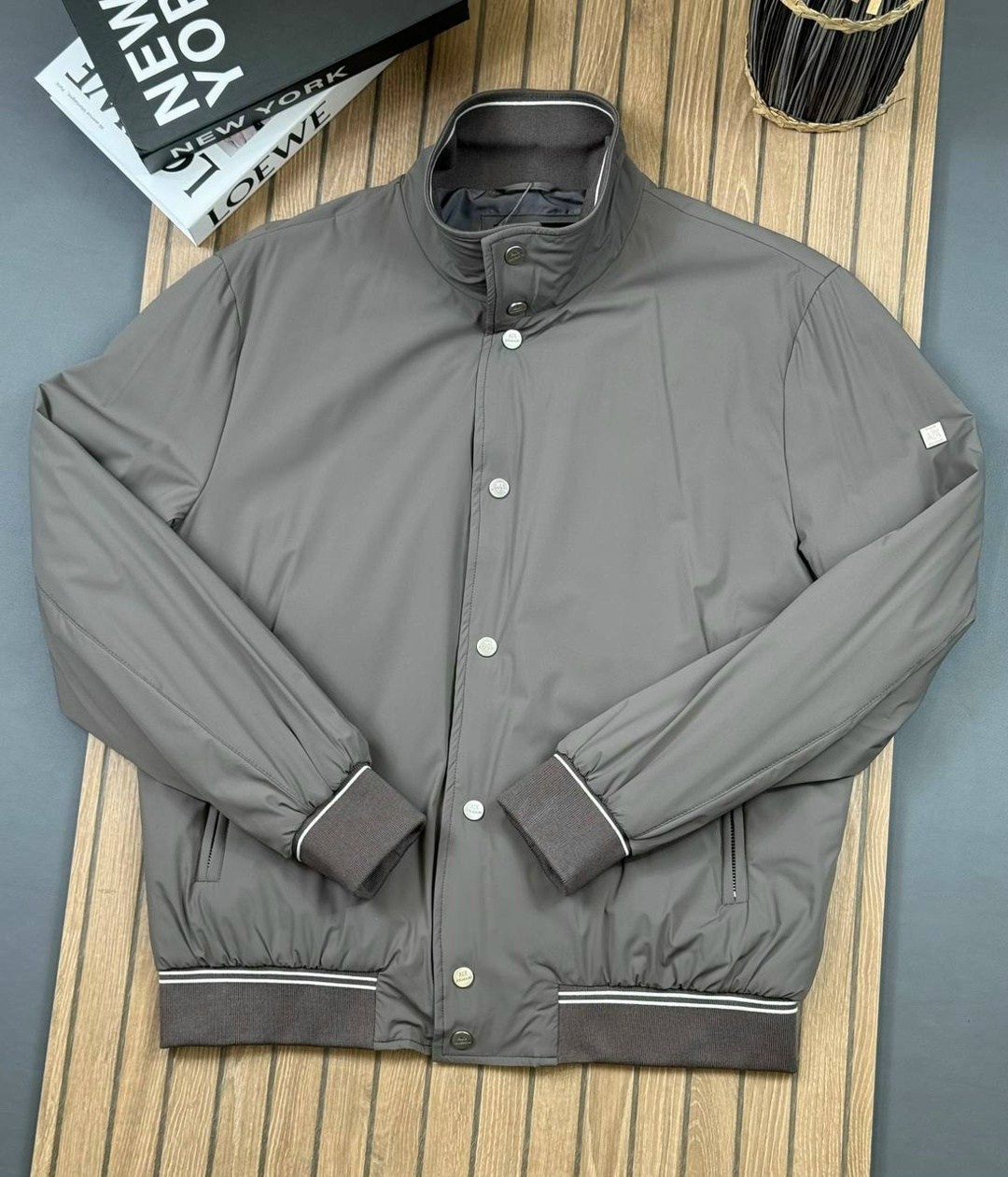 куртка бомбер,куртка,легкая куртка,мужская куртка бомбер,куртка мужской