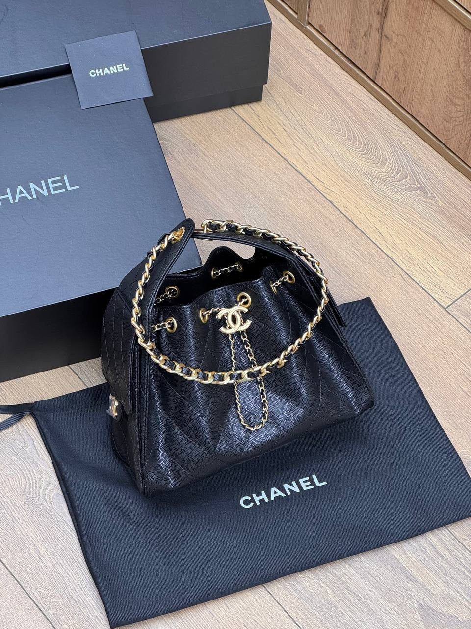 chanel сумка,сумка женская chanel,сумка шанель,chanel черная кожаная сумка через плечо,рюкзак женский chanel