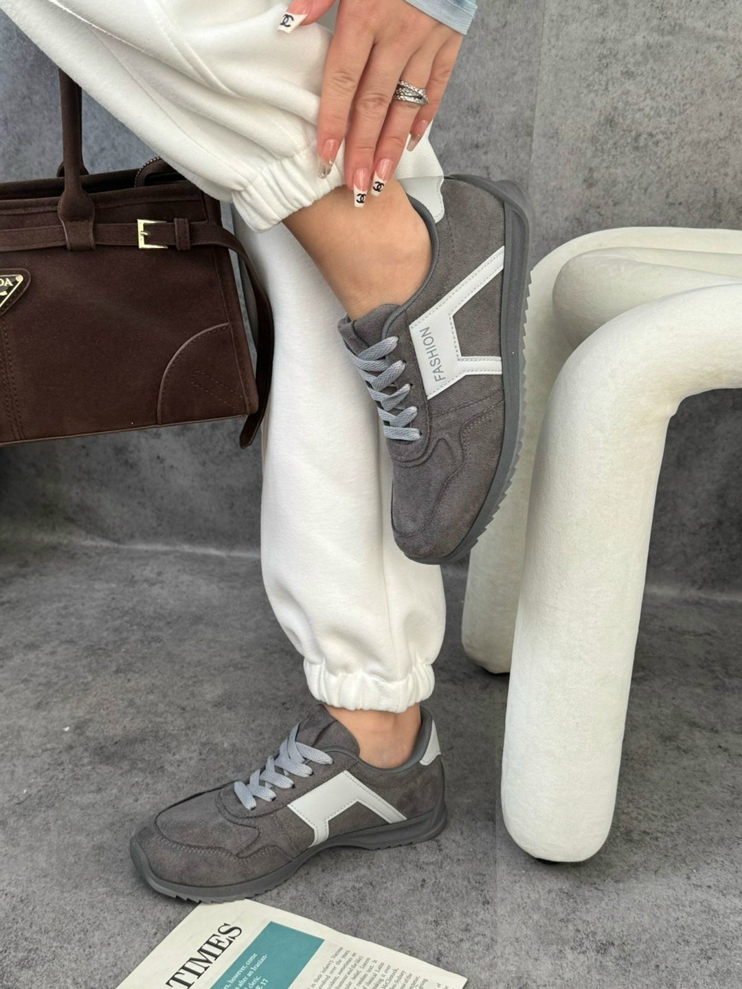 замшевые кроссовки,,кроссовки brunello cucinelli замшевые,женские замшевые кроссовки,кроссовки натуральная замша