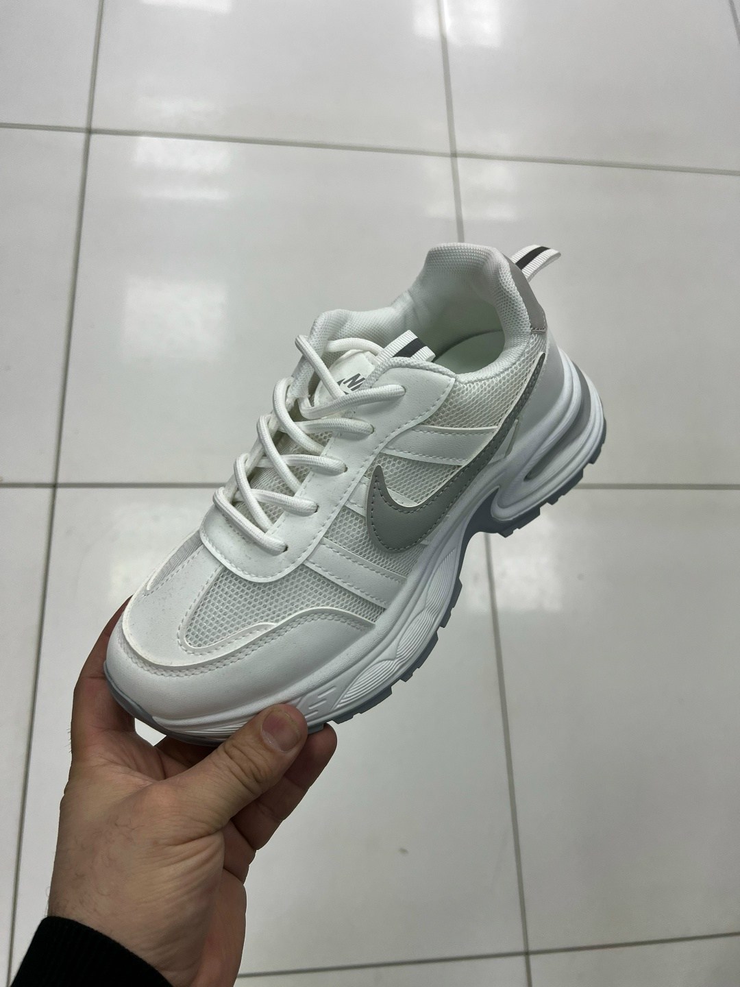 кроссовки женскиe,,женская ,кроссовка,кроссовки бежевые