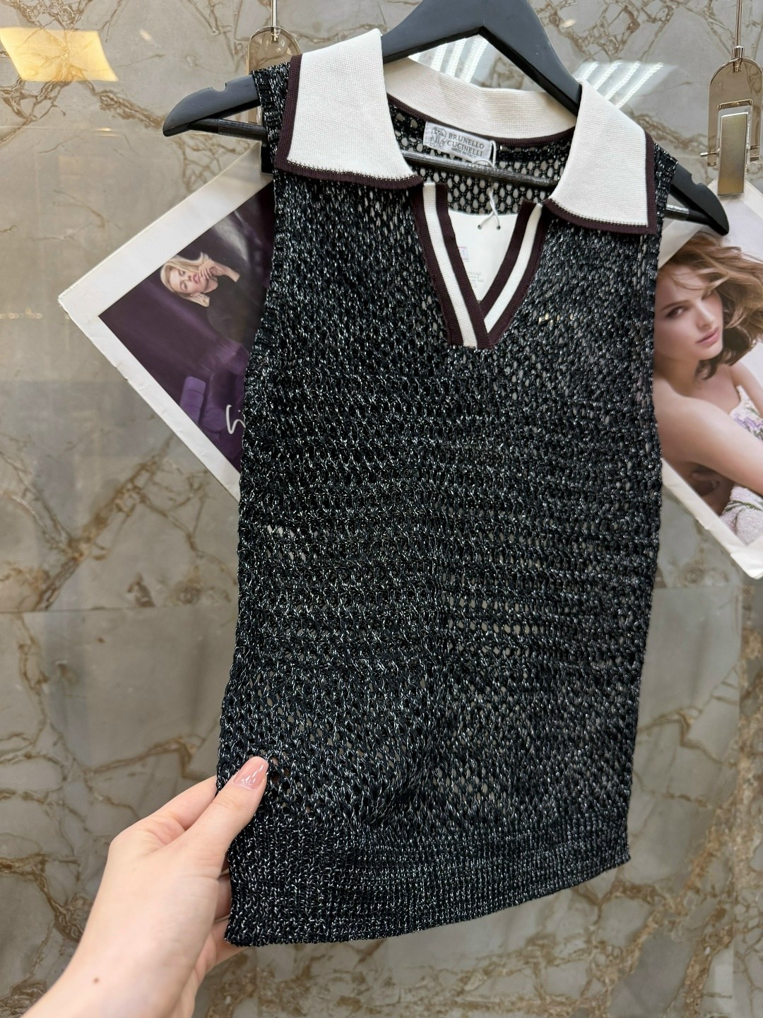 жилетка вязаная,вязаные жилеты,женская кофта,жилетка женская,жилет трикотажный