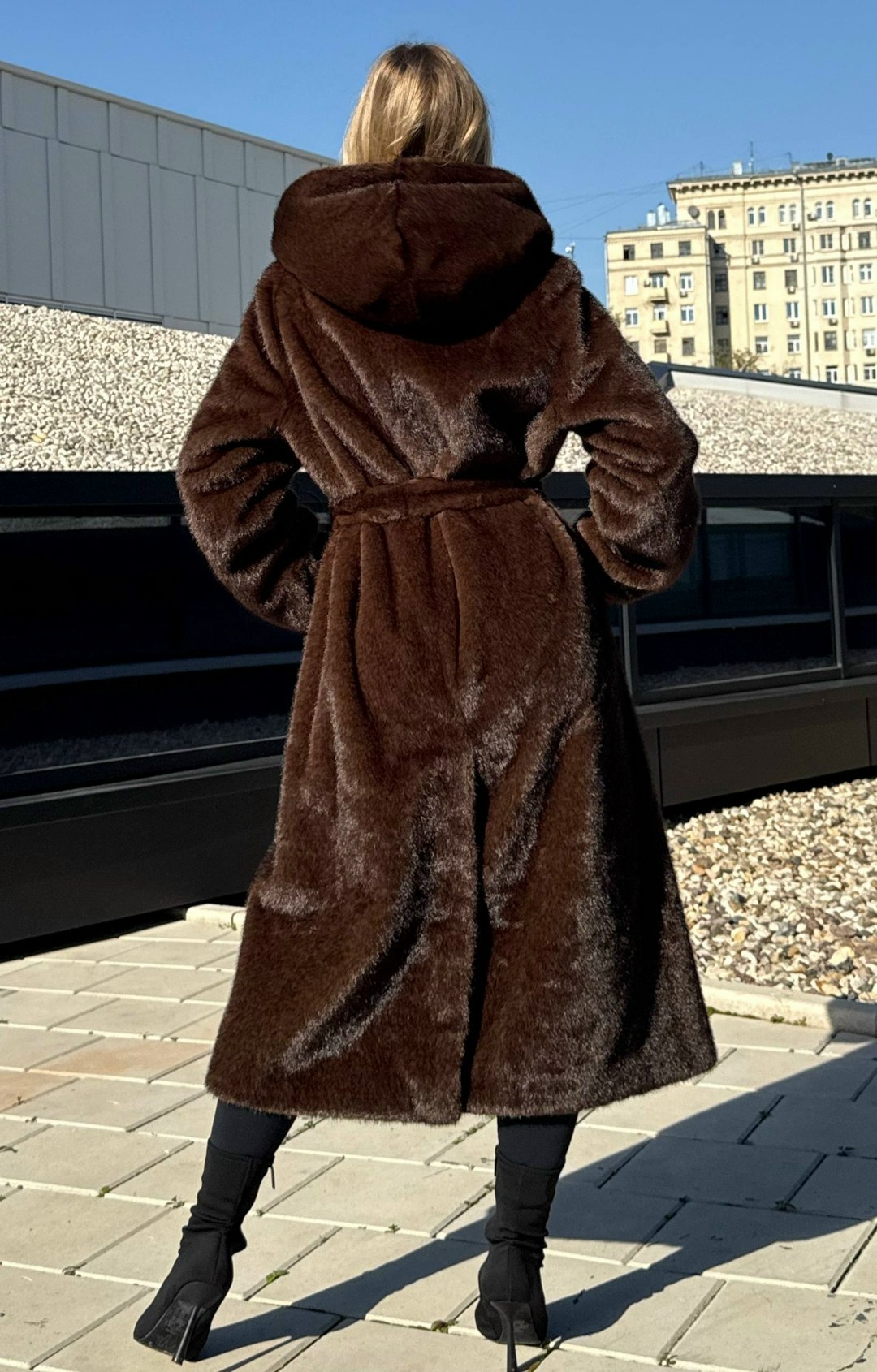 шуба искусственная,женская шуба,шуба,длинная шуба,шуба норковая
