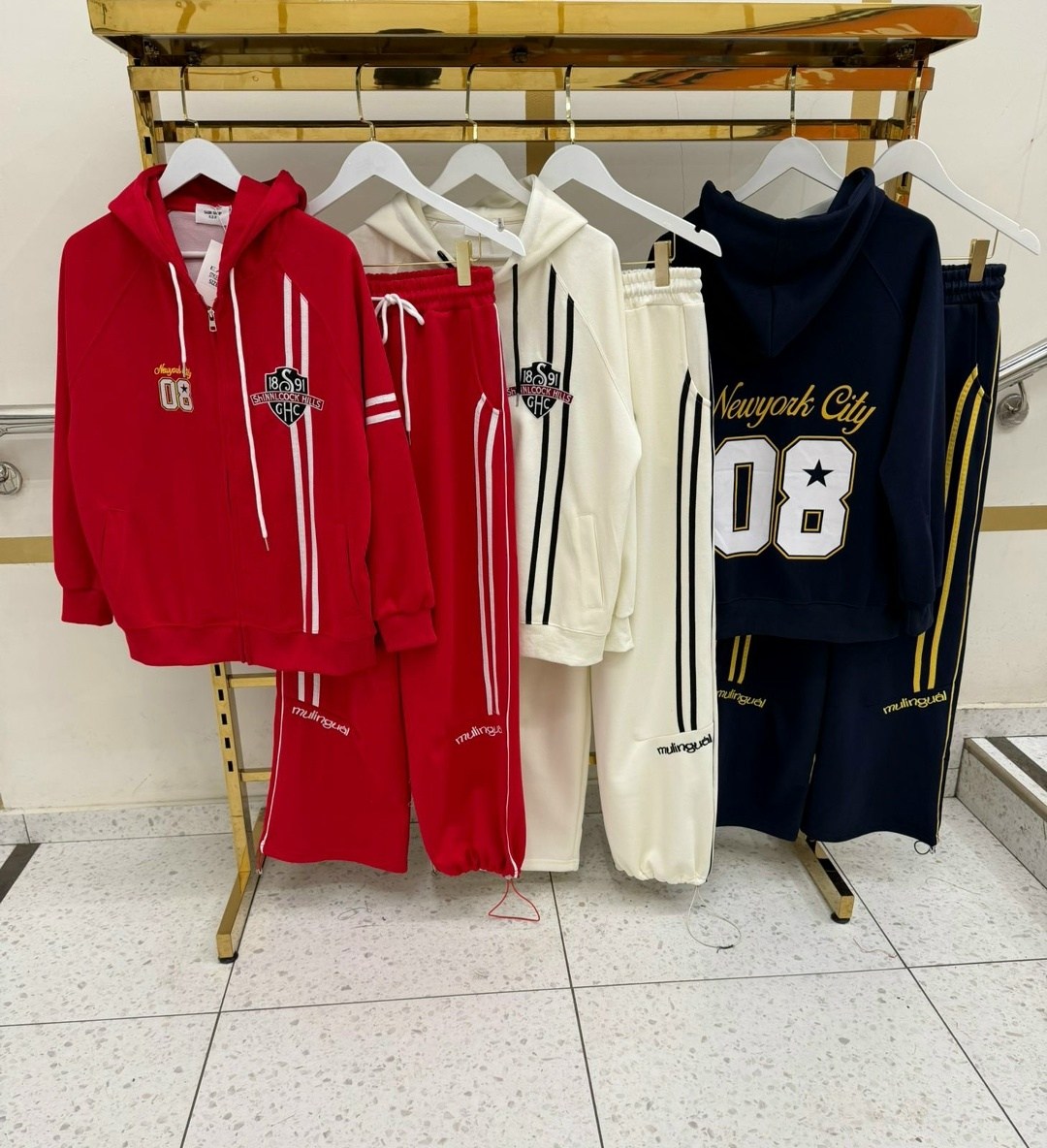 спортивный костюм,спортивный костюм женский,женский костюм,женский костюм ,костюм женский тройка