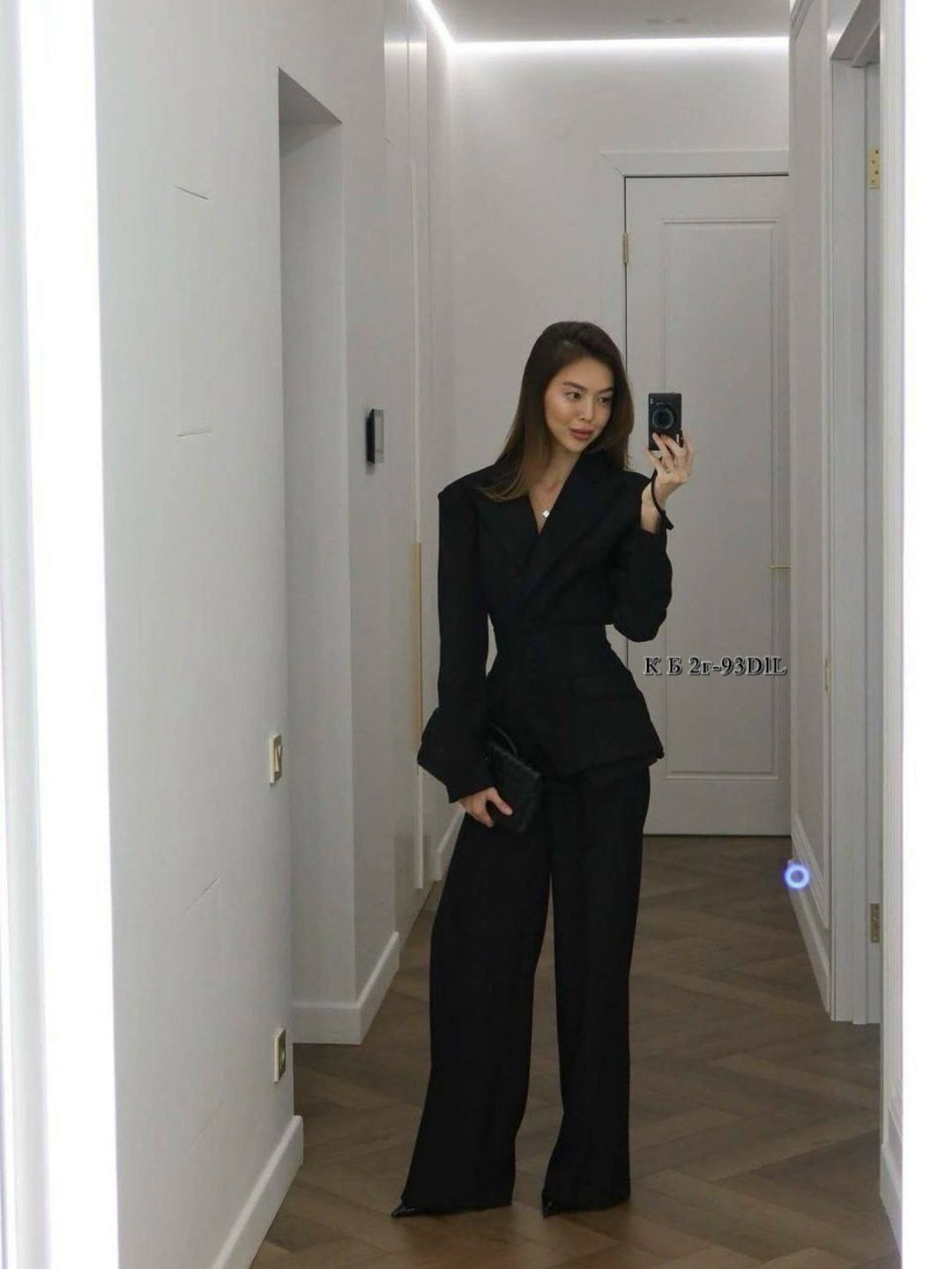 брючный костюм,женский брючный костюм,стильный женский костюм,женский костюм,женский костюм с брюками