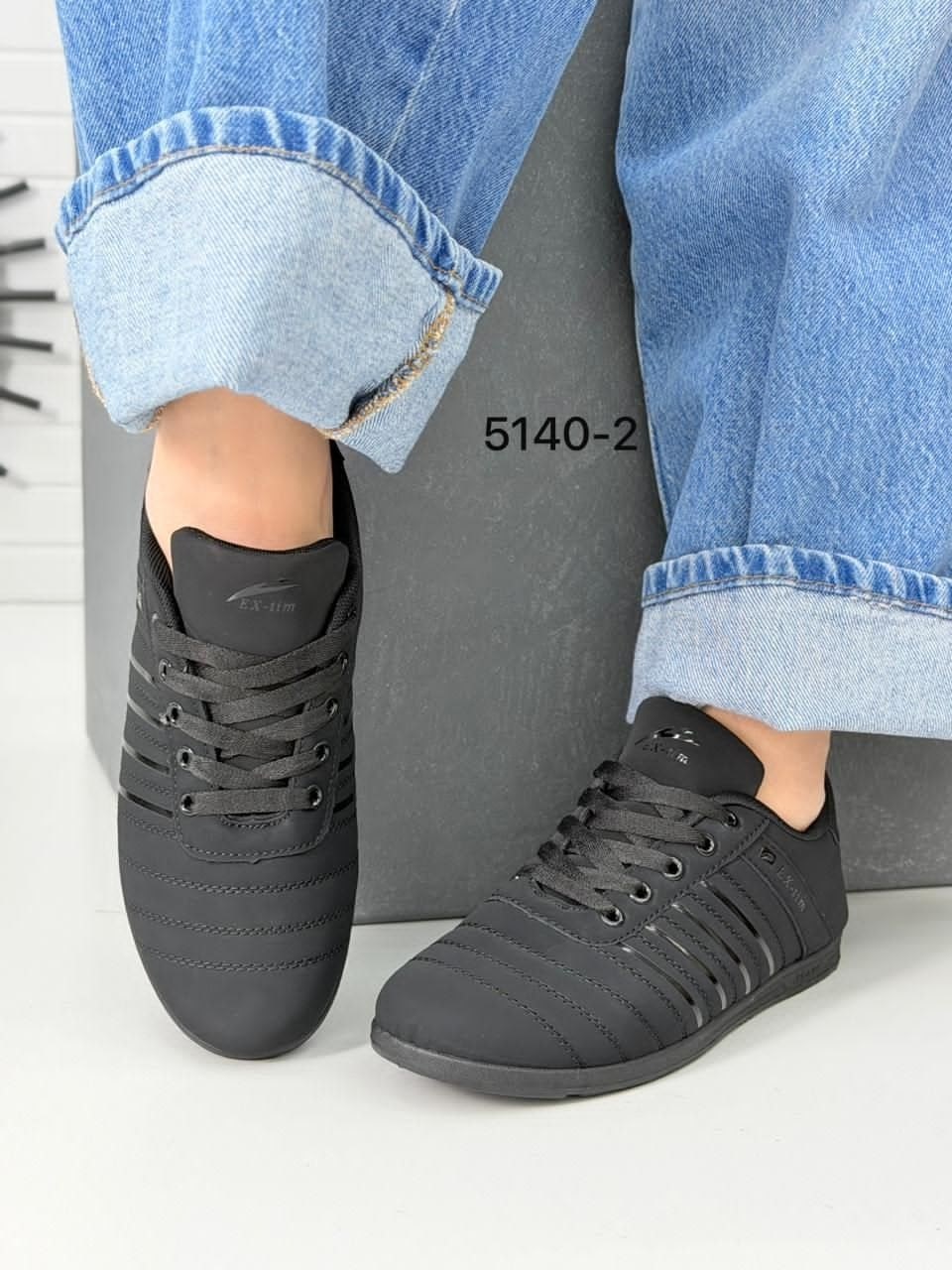 ,кроссовки женскиe,мужские кроссовки,спортивная ,мужская  кроссовки