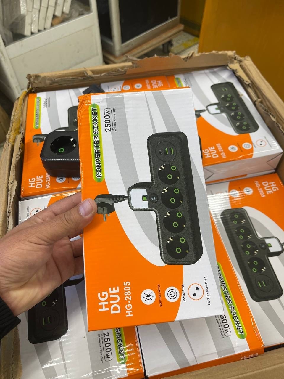 сетевой удлинитель,сетевой фильтр,удлинители и сетевые фильтры,разветвитель для розеток,тройник для розетки