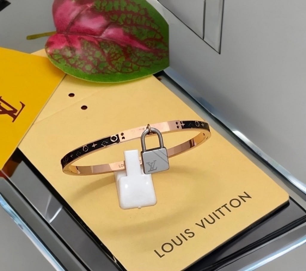 браслет золотой луи виттон,браслет louis vuitton,браслет луи виттон замок,браслет,браслет луи витон женский