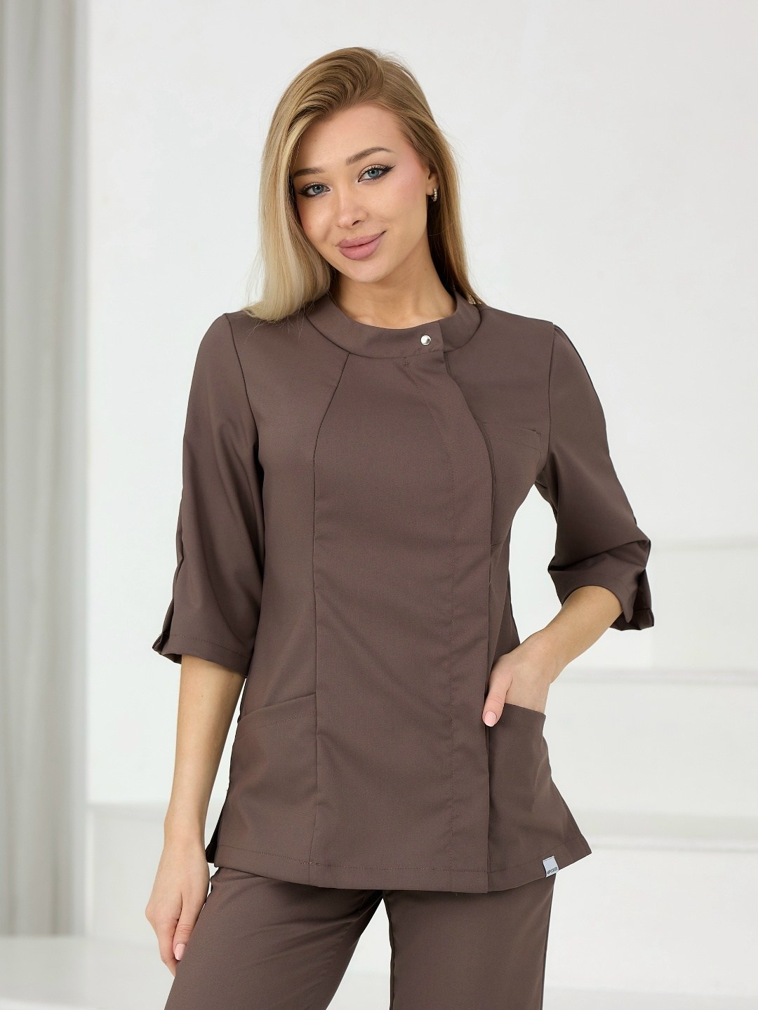 медицинский костюм женский,костюм медицинский,хирургические костюмы,костюм медицинский женский хирургический медэлита ткань тиси цвет шоколад модель 280,костюм женский