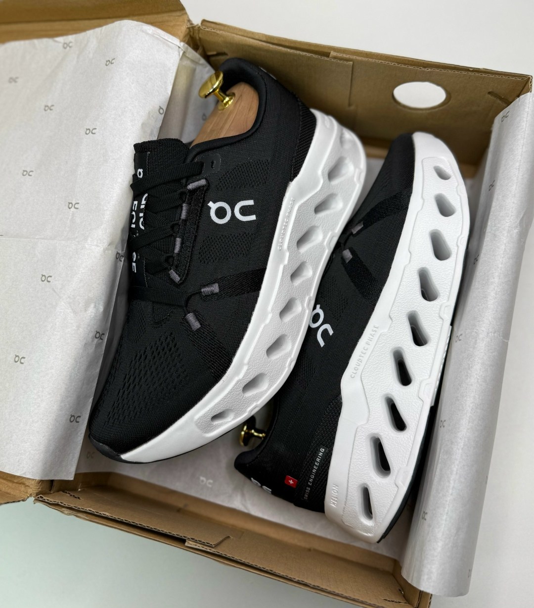 кроссовки,мужской кроссовки,,черные кроссовки,оригинальные кроссовки