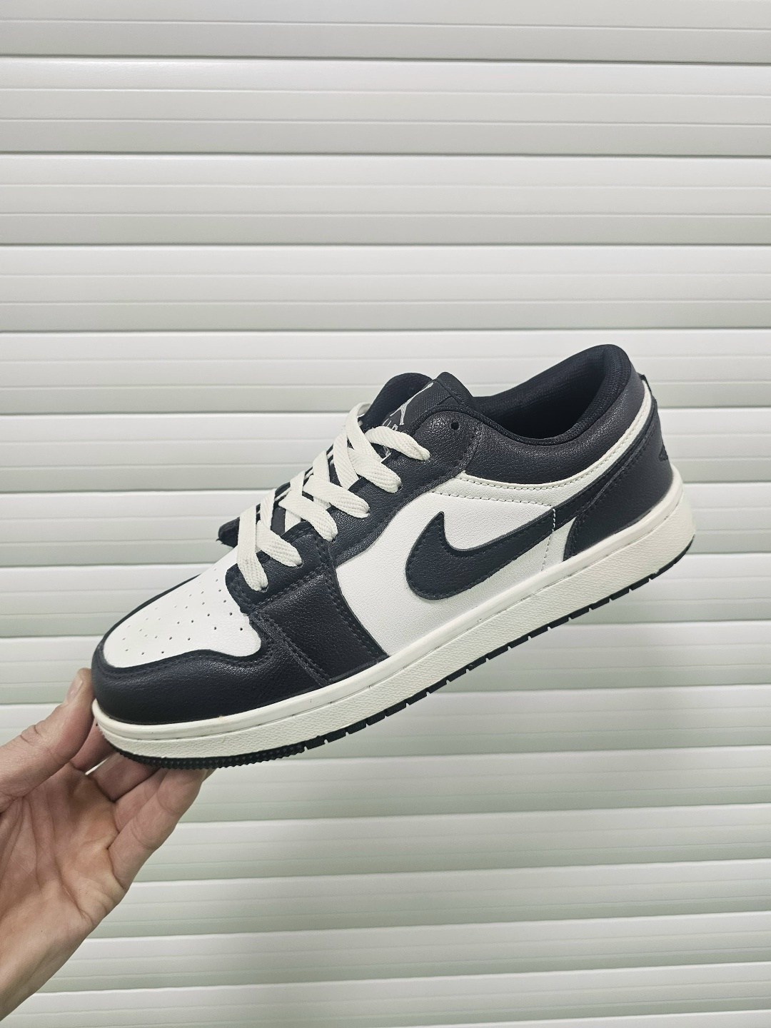 nike air jordan 1 low,nike air jordan 1 low se,air jordan 1 low,air jordan 1 low se,nike air jordan 1 low green