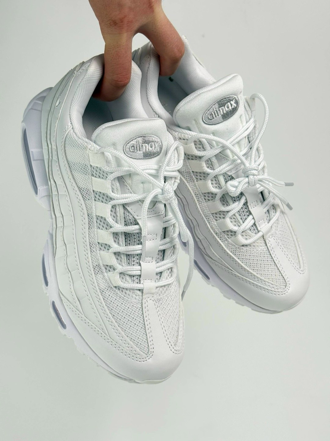 nike air max 95 triple white,nike air max 95 white,nike air max 95 essential,найк аир макс 95 белые,женские кроссовки nike air max 95 triple white